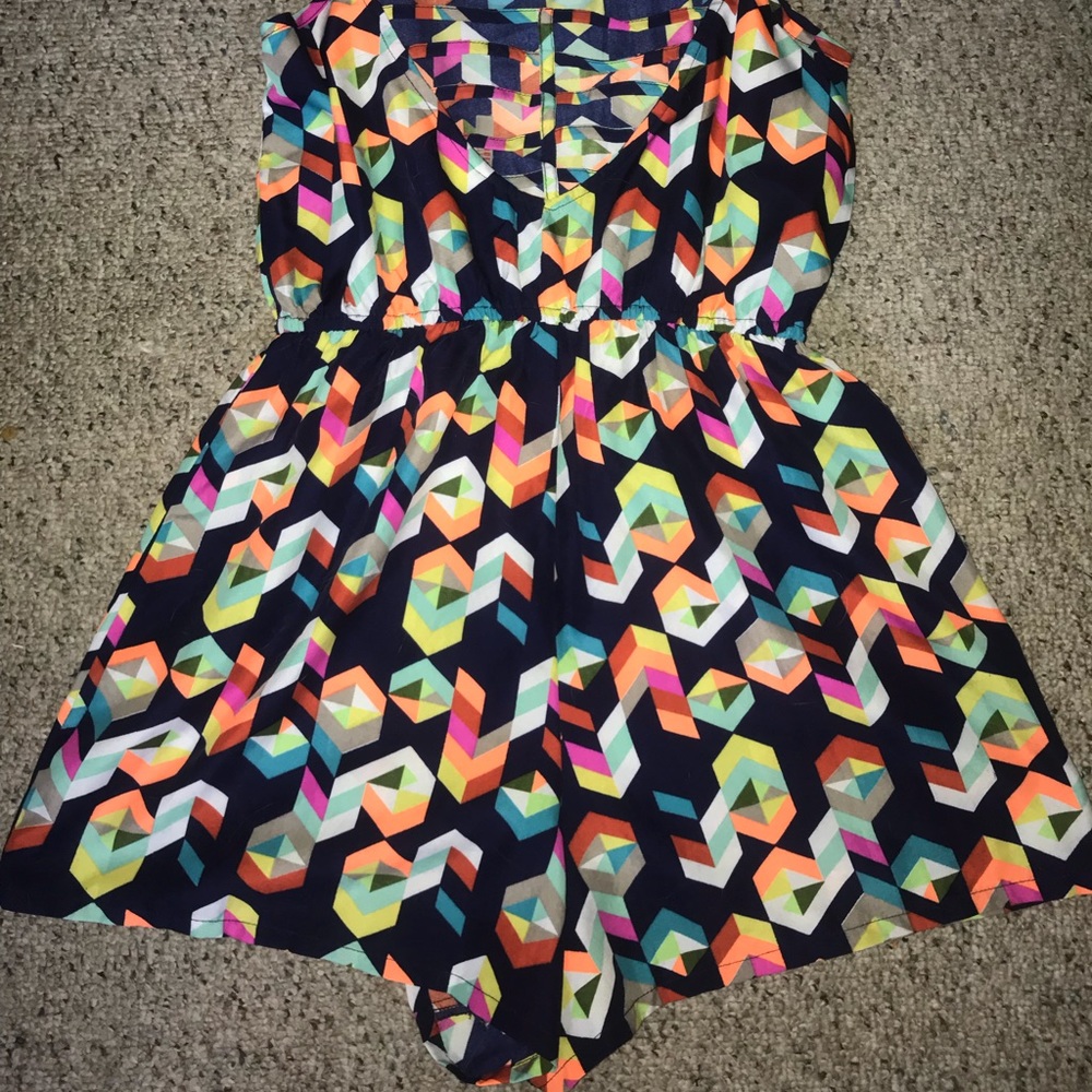Colorful Geometric Romper - Picture 2 of 3